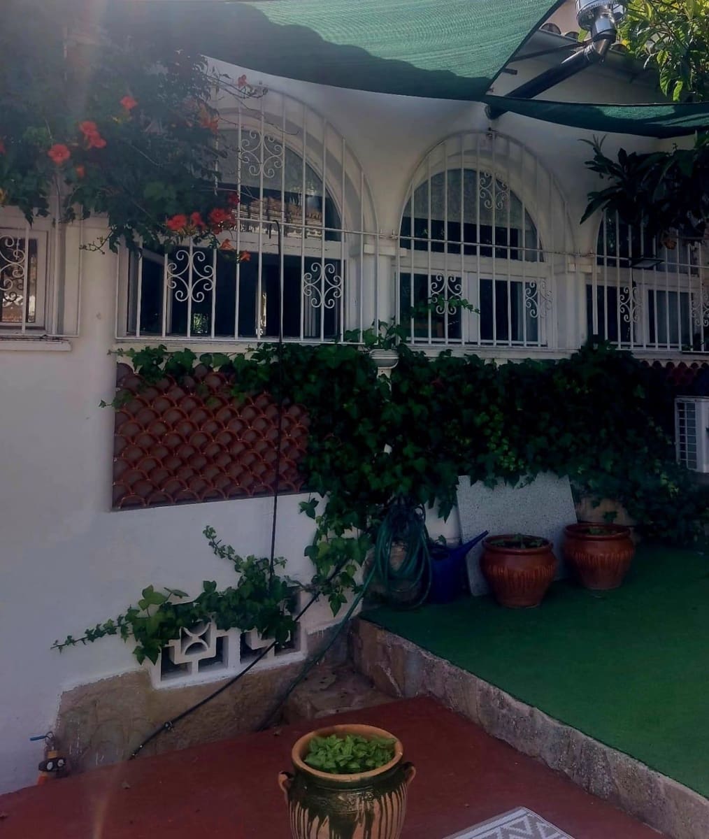 2 bedroom Townhouse for sale in Costa de la Calma - € 470,000 (Ref: 9978897)