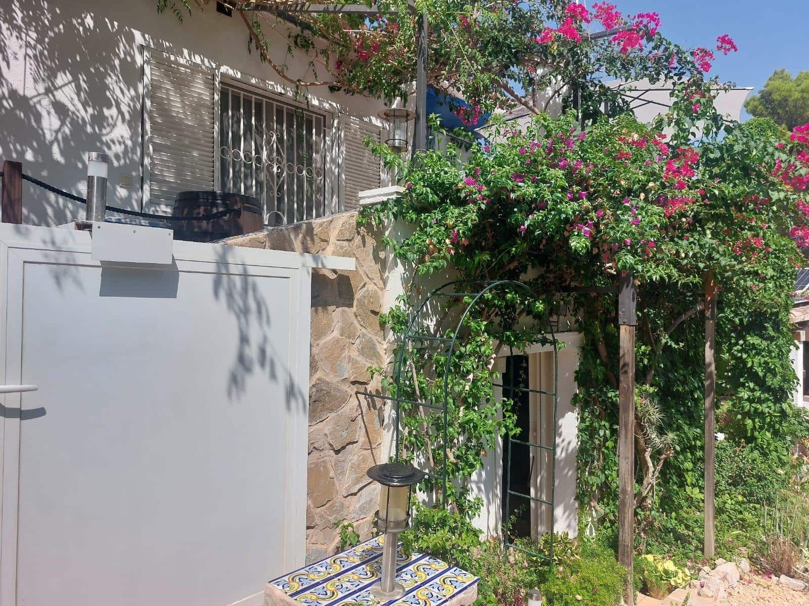 2 bedroom Townhouse for sale in Costa de la Calma - € 470,000 (Ref: 9978897)
