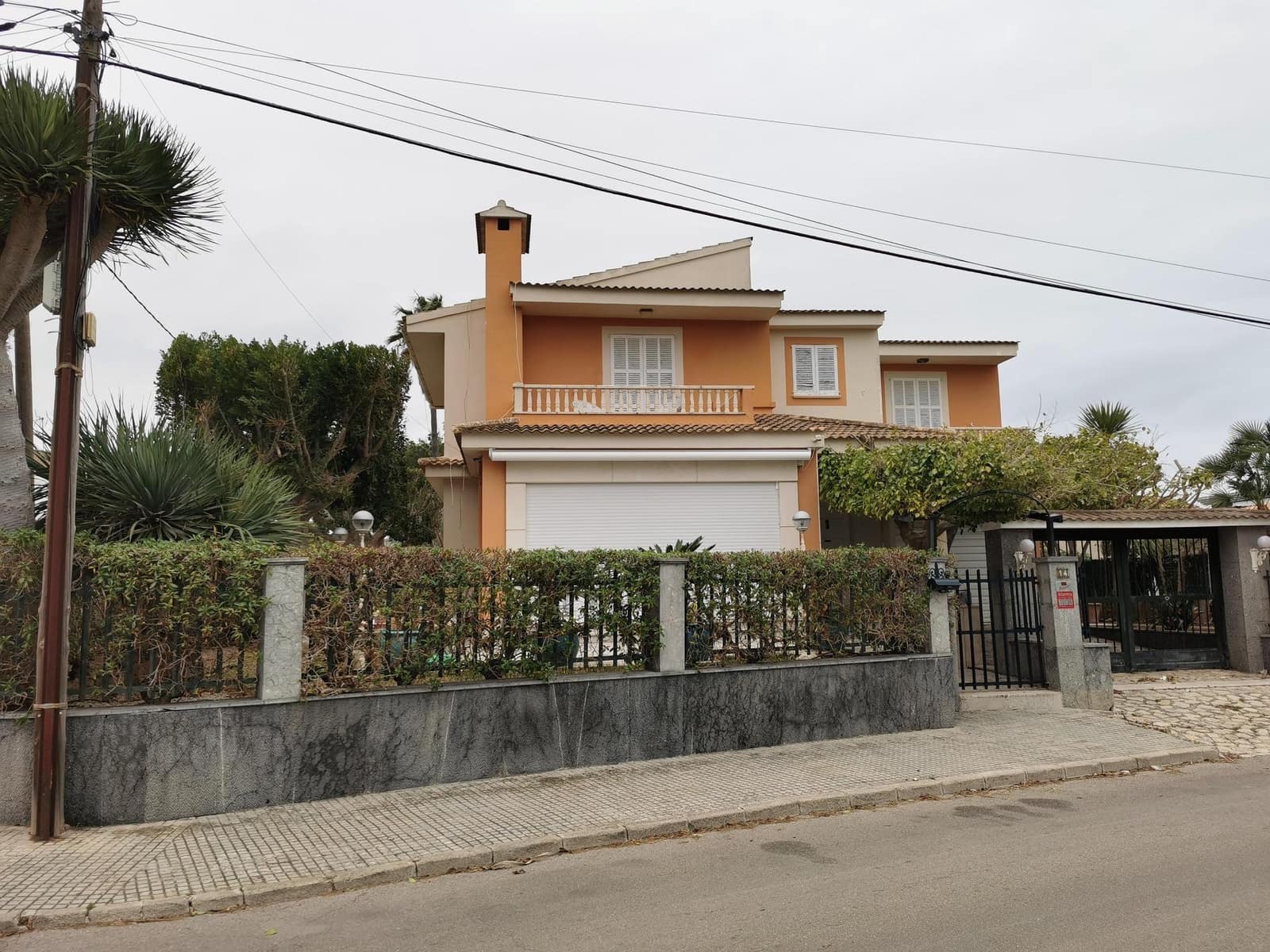 3 Zimmer Villa zu verkaufen in Ca'n Picafort mit Garage - 1.365.000 € (Ref: 9978899)