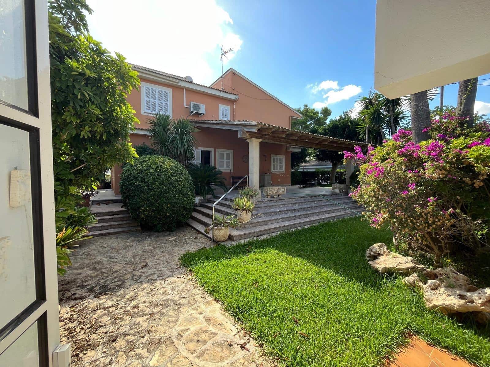 3 Zimmer Villa zu verkaufen in Ca'n Picafort mit Garage - 1.365.000 € (Ref: 9978899)