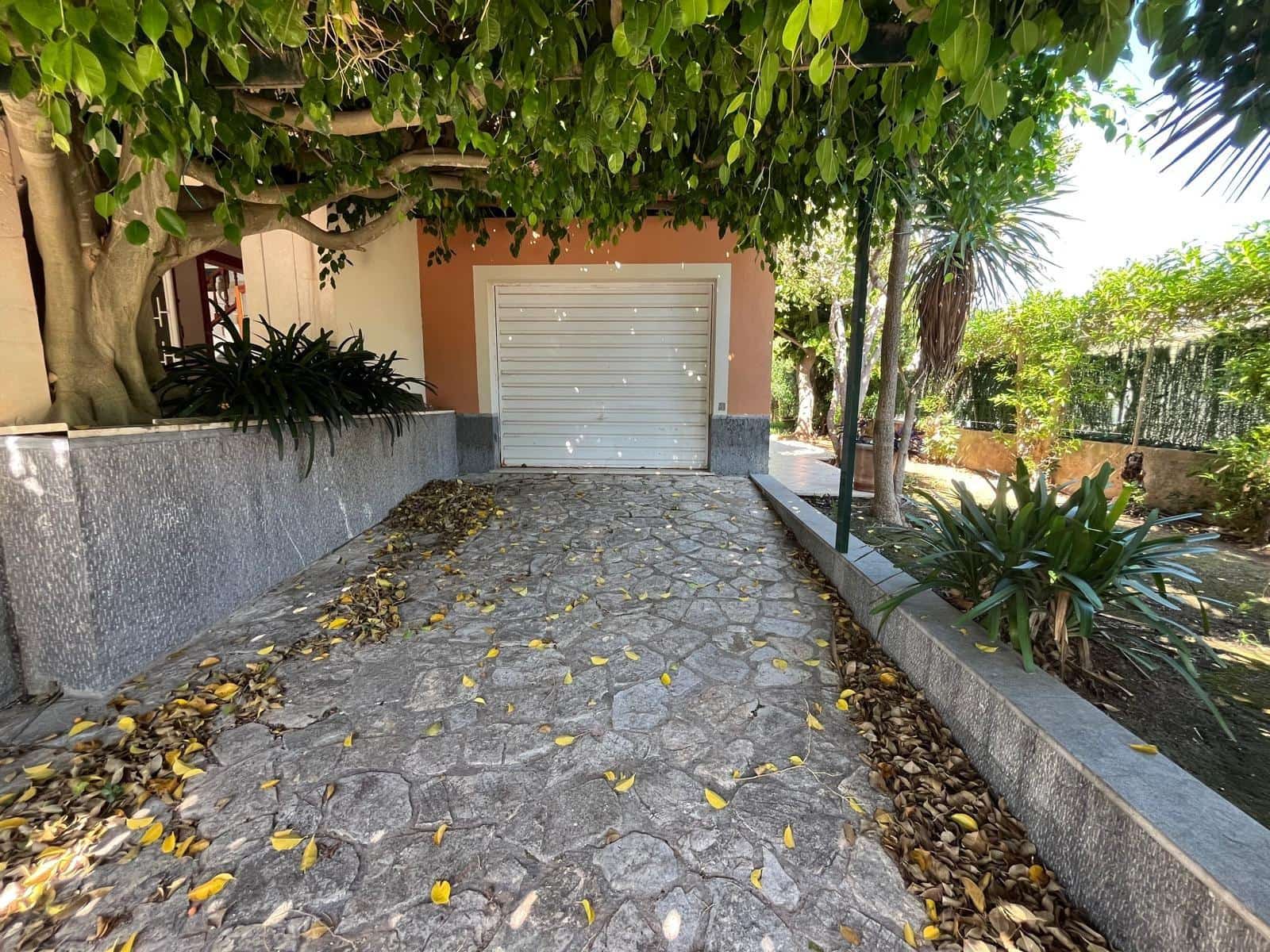 3 Zimmer Villa zu verkaufen in Ca'n Picafort mit Garage - 1.365.000 € (Ref: 9978899)