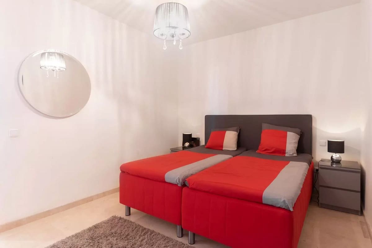 2 bedroom Apartment for sale in Calahonda with pool garage - € 447,500 (Ref: 9571777)