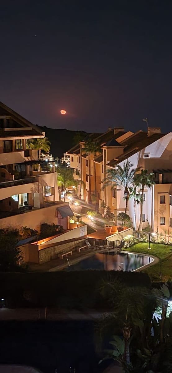 2 bedroom Apartment for sale in Calahonda with pool garage - € 447,500 (Ref: 9571777)