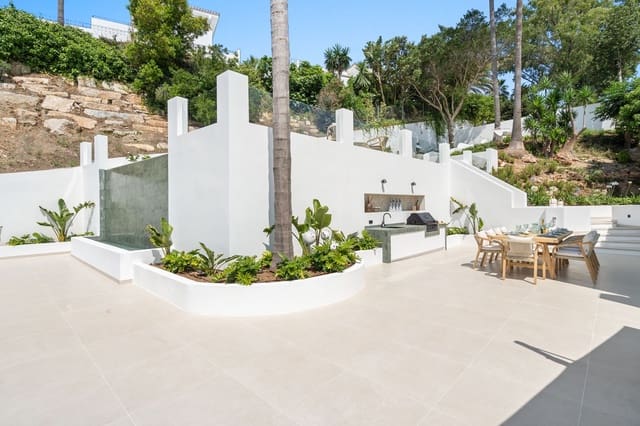 5 Zimmer Villa zu verkaufen in Nueva Andalucia, Marbella mit Pool Garage - 4.950.000 € (Ref: 9571778)