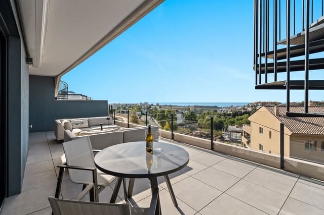 3 bedroom Penthouse for sale in Estepona with pool garage - € 925,000 (Ref: 9571779)