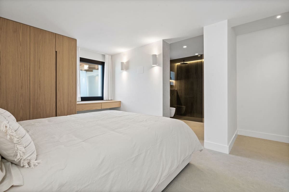 5 quarto Moradia para venda em El Rosario com piscina garagem - 3 895 000 € (Ref: 9571780)