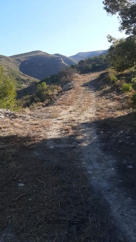 Ubebygd land til salgs i Vélez de Benaudalla - € 750 000 (Ref: 9552590)