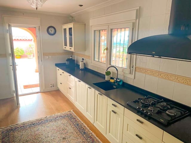 3 bedroom Villa for sale in Altea la Vella, Altea with pool garage - € 790,000 (Ref: 10020249)