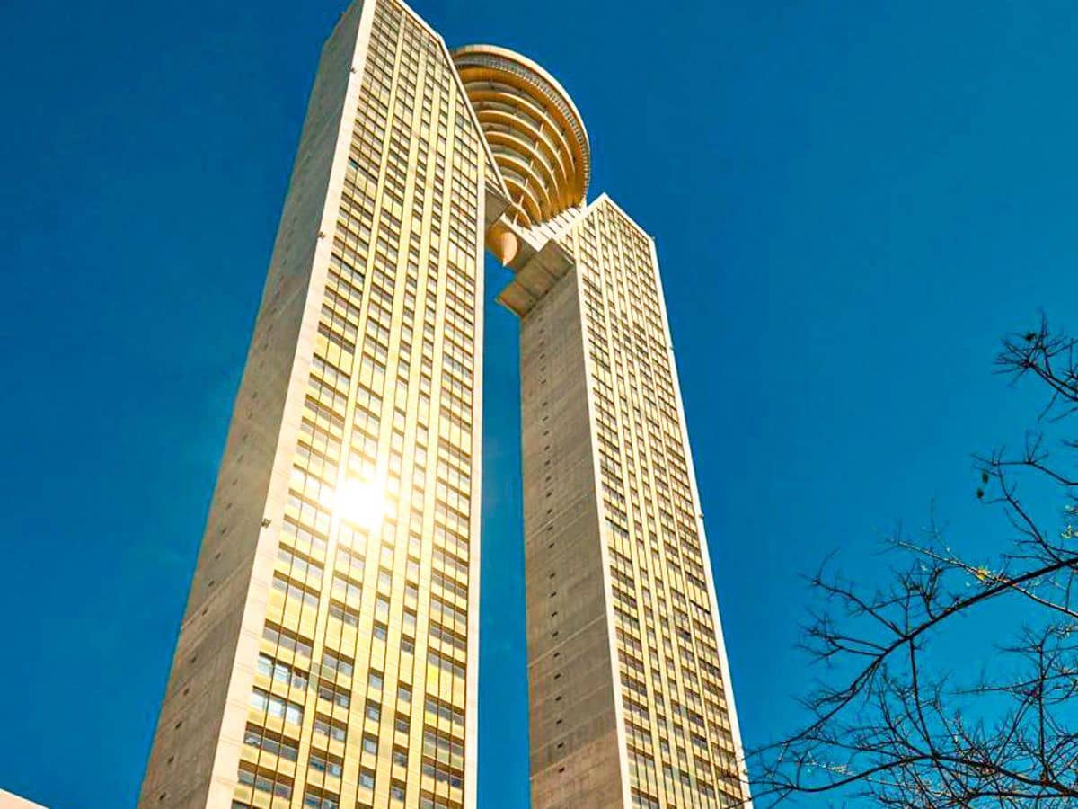2 makuuhuone Asunto myytävänä paikassa Benidorm mukana uima-altaan 
autotalli - 689 000 € (Ref: 10033479)