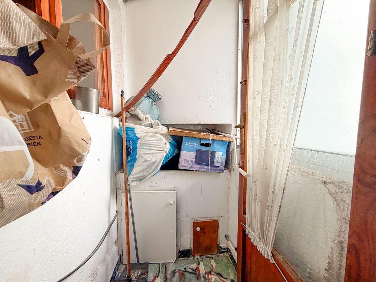 3 bedroom Flat for sale in Oliva - € 130,000 (Ref: 10145834)
