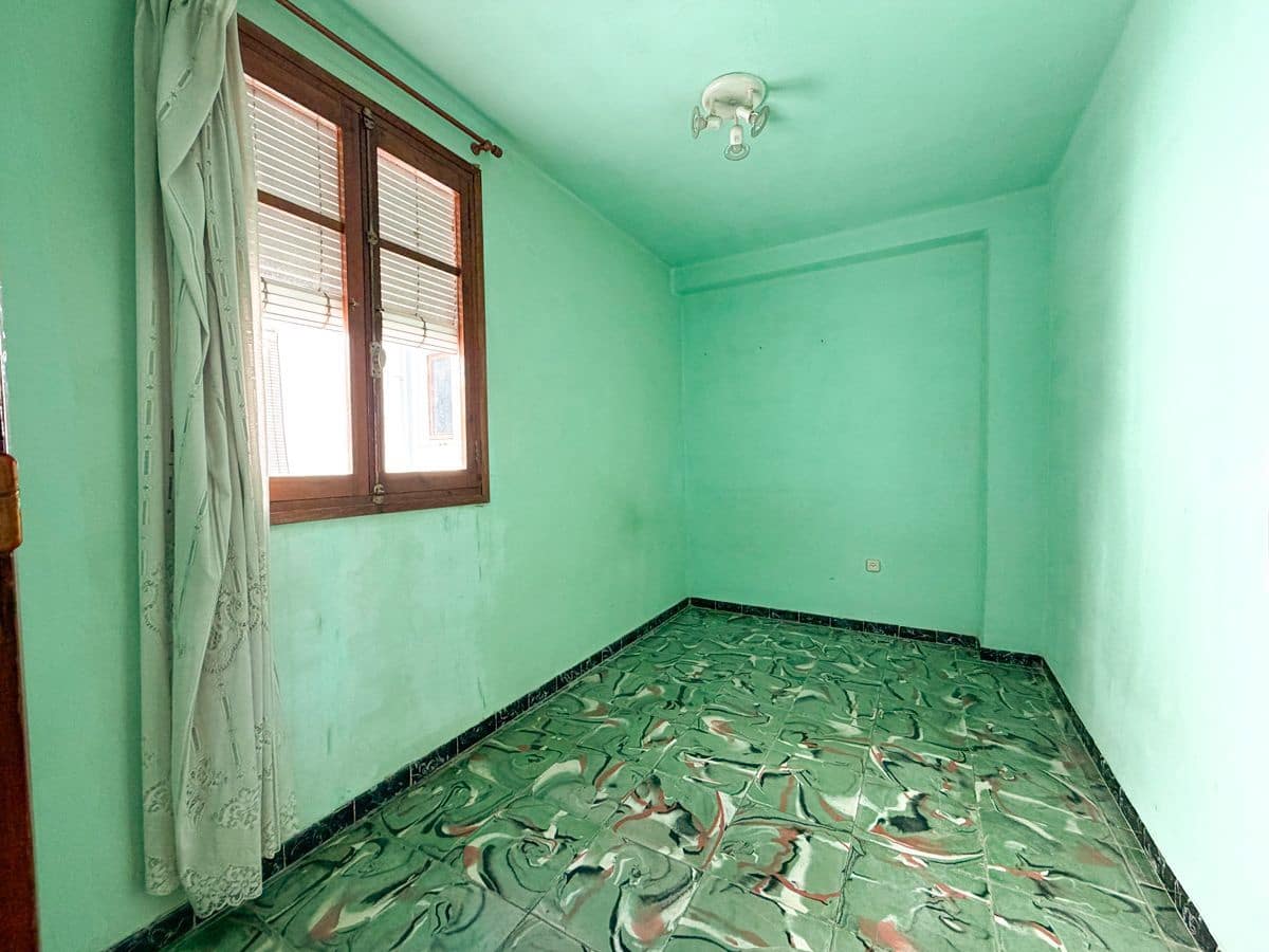3 bedroom Flat for sale in Oliva - € 130,000 (Ref: 10145834)