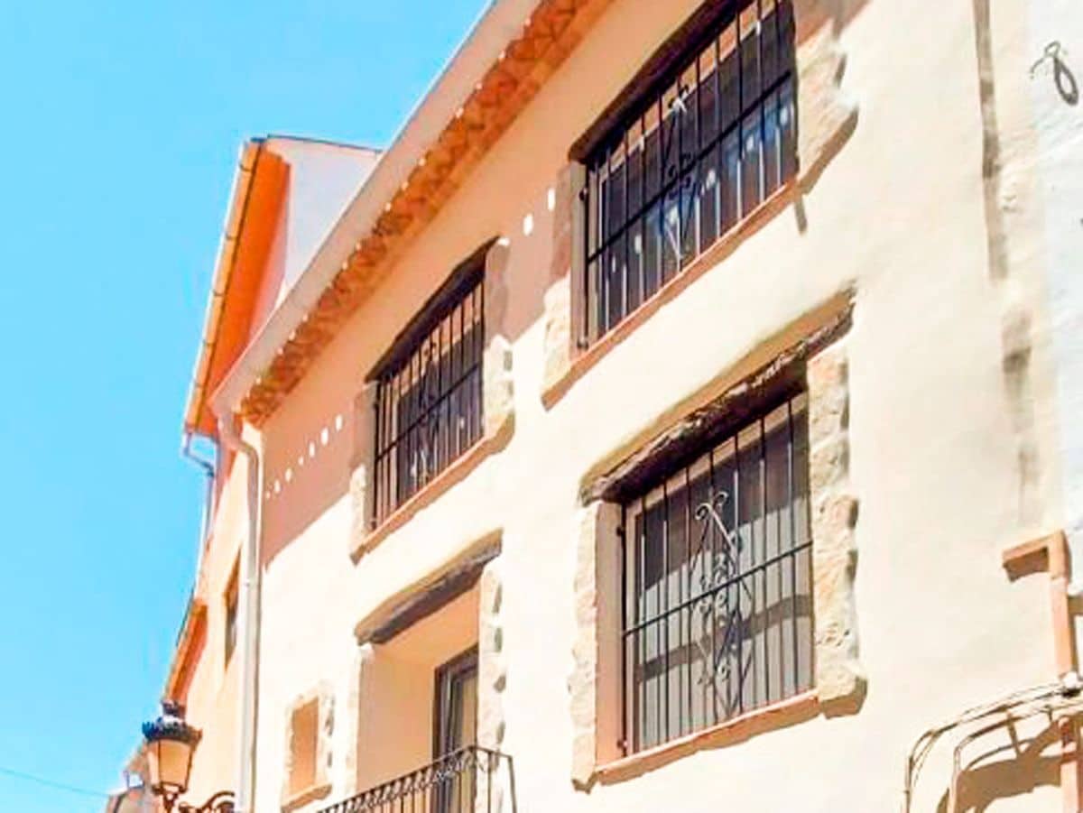 3 bedroom Townhouse for sale in Castell de Castells - € 174,000 (Ref: 10161030)