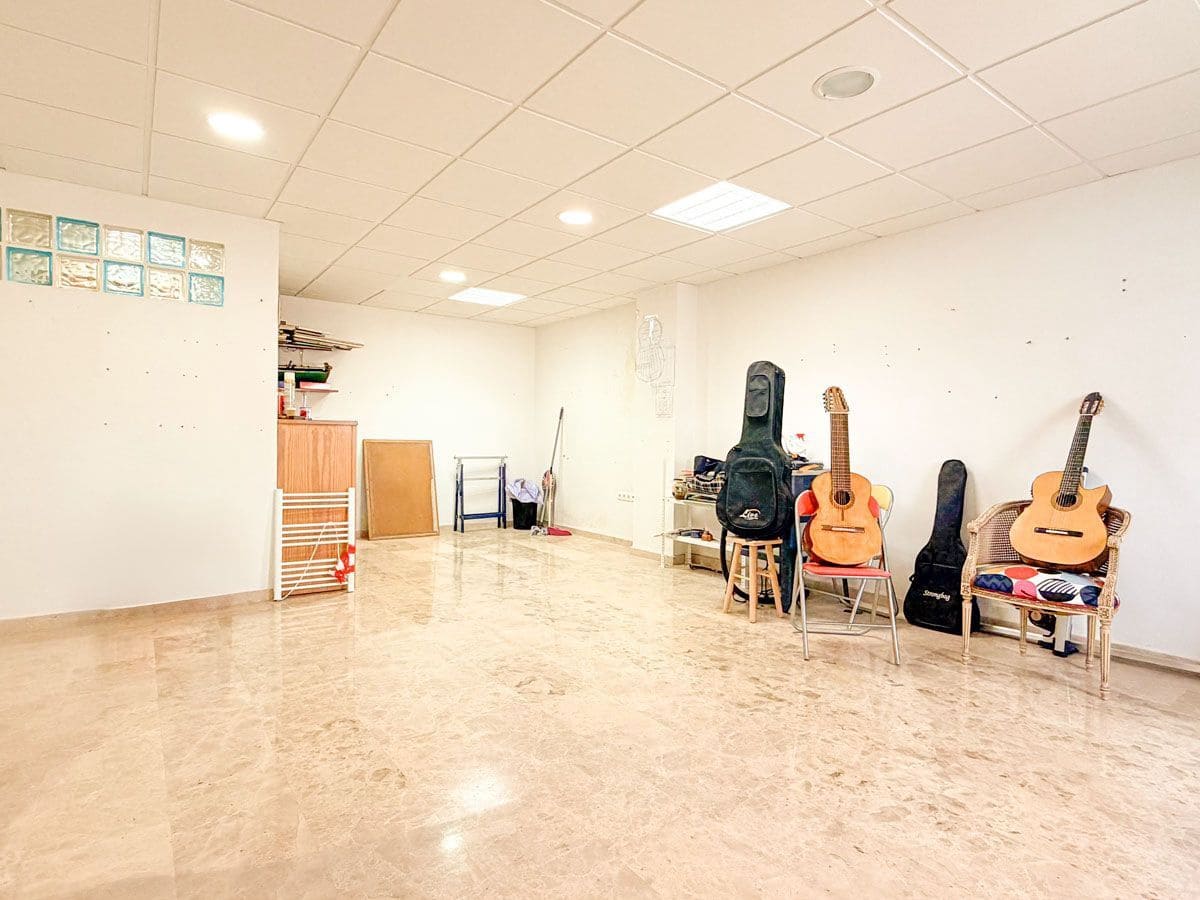 1 chambre Appartement à vendre à Oliva - 60 000 € (Ref: 9547218)