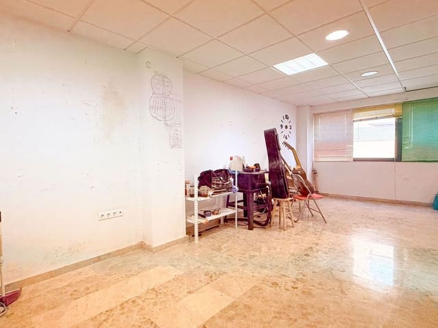 1 chambre Appartement à vendre à Oliva - 60 000 € (Ref: 9547218)