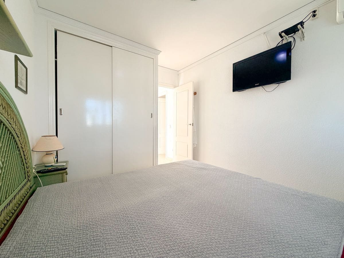 2 soverom Kjedet enebolig til salgs i Els Poblets med svømmebasseng garasje - € 258 000 (Ref: 9554631)