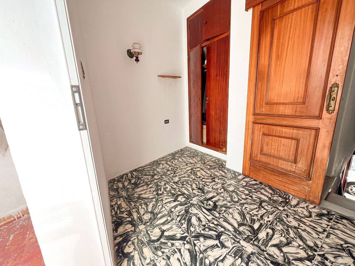 Casa de 2 habitaciones en Dénia en venta - 189.000 € (Ref: 9554632)
