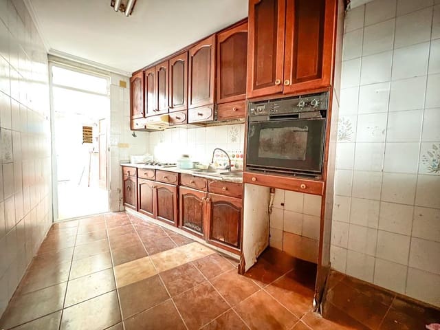 Casa de 2 habitaciones en Dénia en venta - 189.000 € (Ref: 9554632)