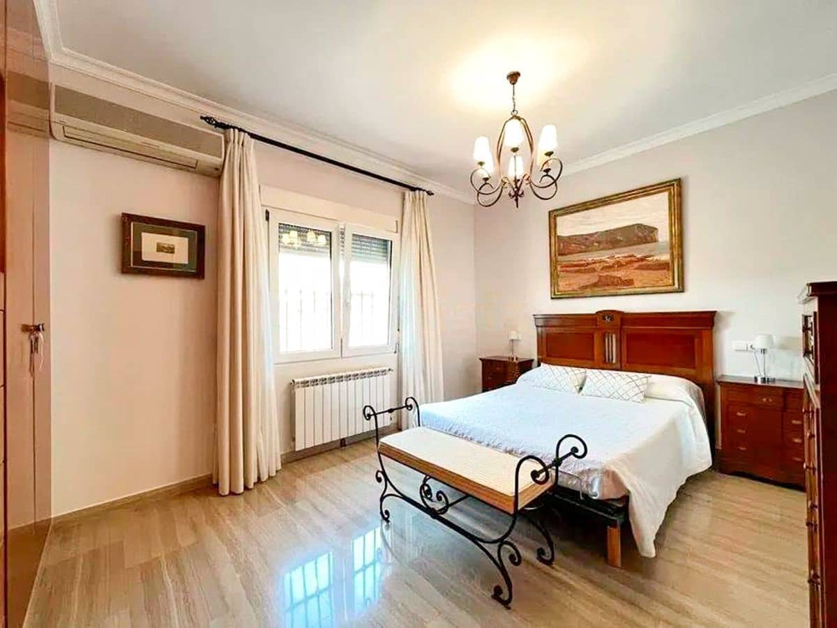 4 sypialnia Willa na sprzedaż w Beniarbeig z basenem garażem - 790 000 € (Ref: 9585489)