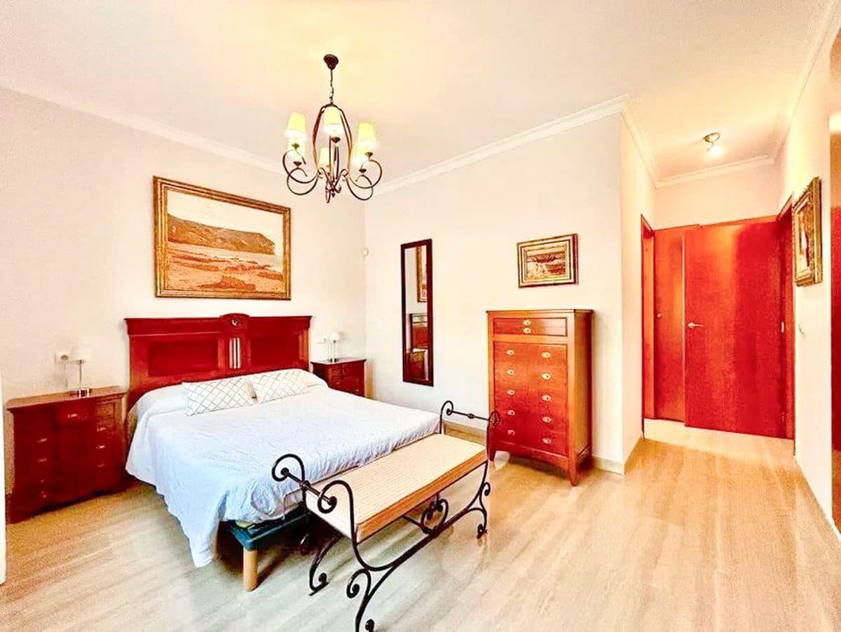 4 sypialnia Willa na sprzedaż w Beniarbeig z basenem garażem - 790 000 € (Ref: 9585489)