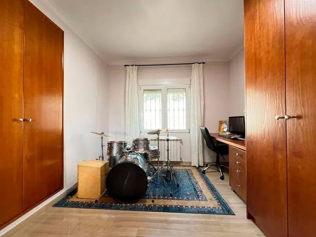 4 sypialnia Willa na sprzedaż w Beniarbeig z basenem garażem - 790 000 € (Ref: 9585489)