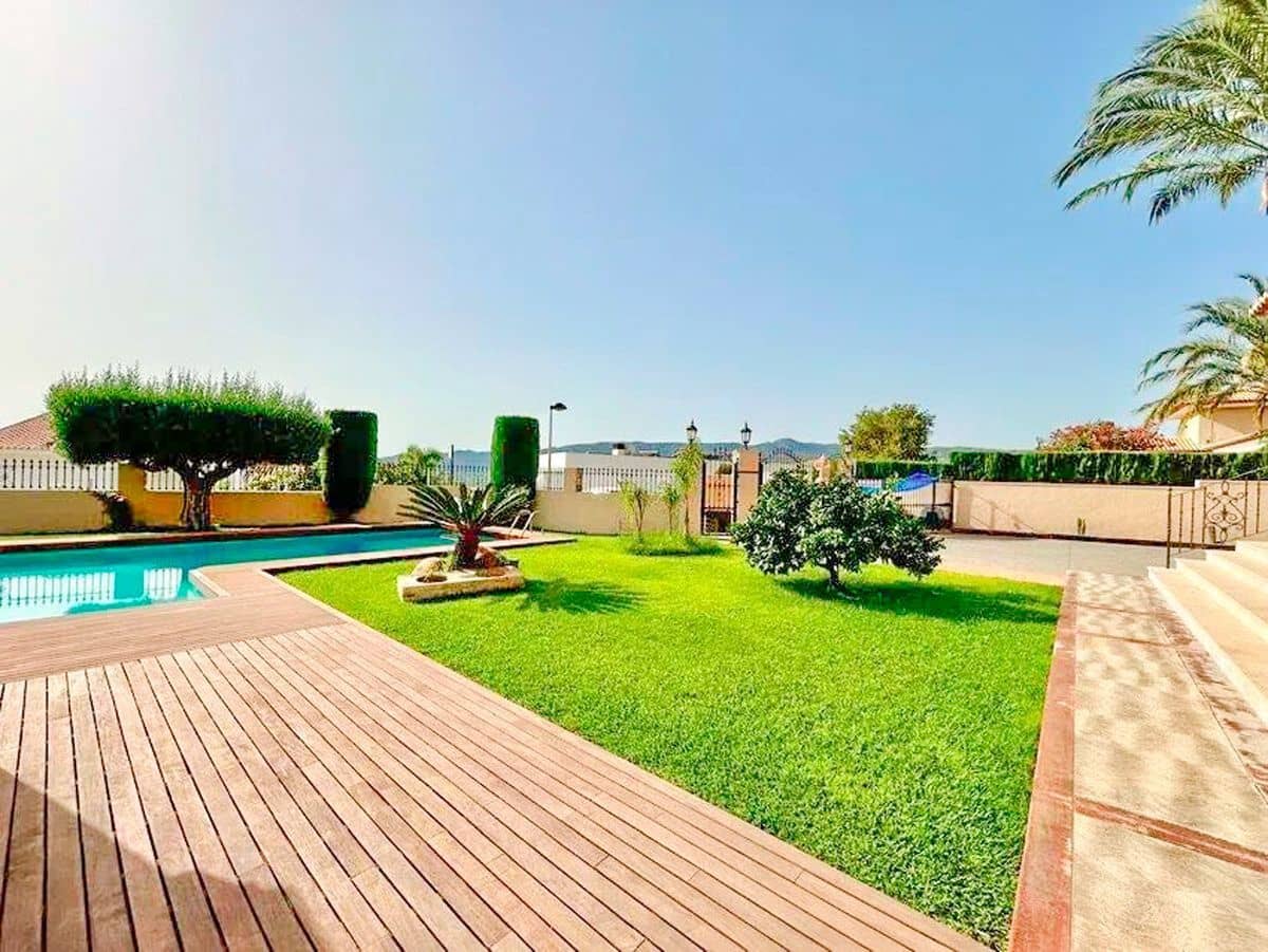 4 sypialnia Willa na sprzedaż w Beniarbeig z basenem garażem - 790 000 € (Ref: 9585489)