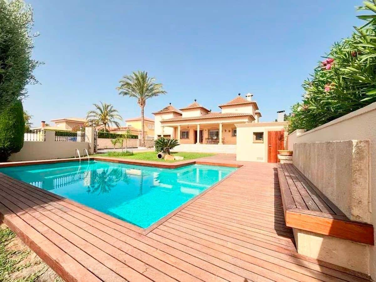 4 sypialnia Willa na sprzedaż w Beniarbeig z basenem garażem - 790 000 € (Ref: 9585489)