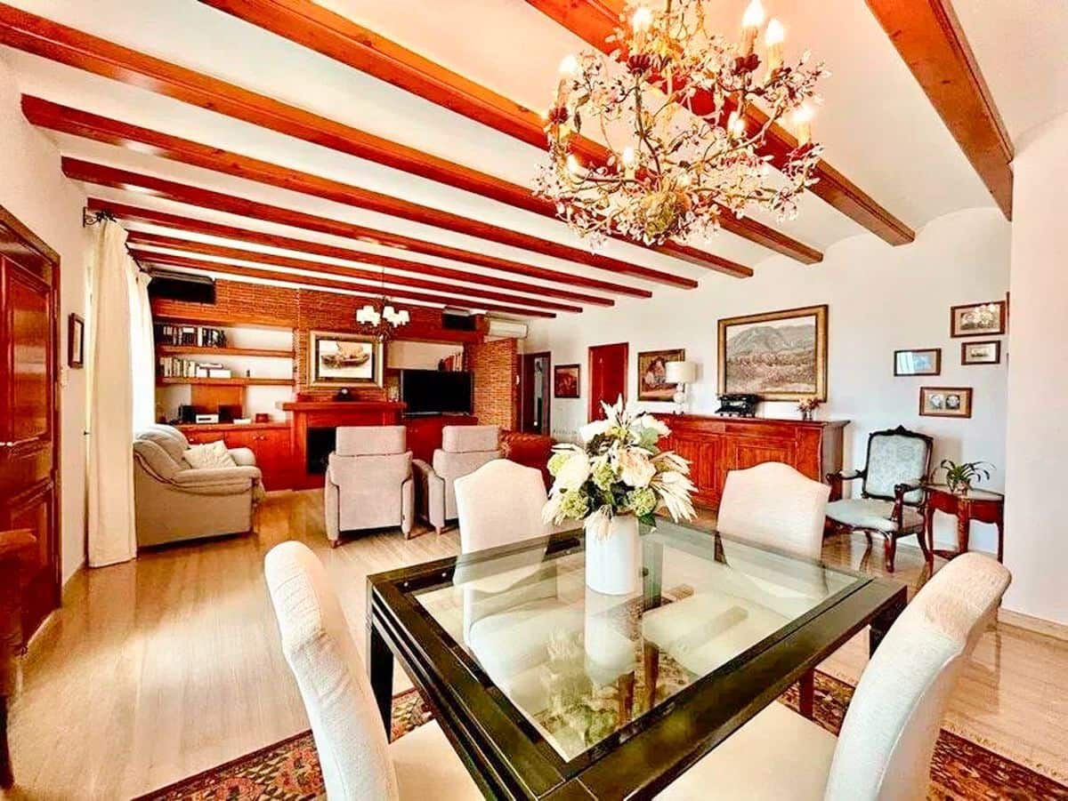 4 sypialnia Willa na sprzedaż w Beniarbeig z basenem garażem - 790 000 € (Ref: 9585489)