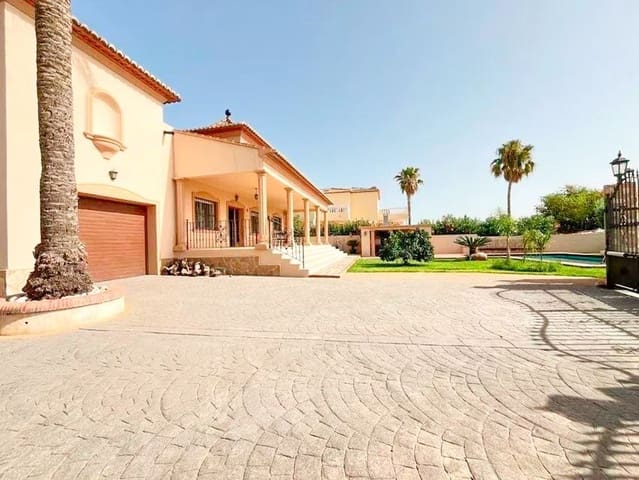 4 sypialnia Willa na sprzedaż w Beniarbeig z basenem garażem - 790 000 € (Ref: 9585489)