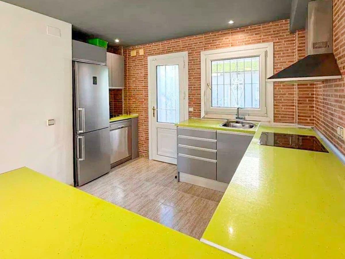 3 sypialnia Willa na sprzedaż w Els Poblets z basenem garażem - 315 000 € (Ref: 9598914)