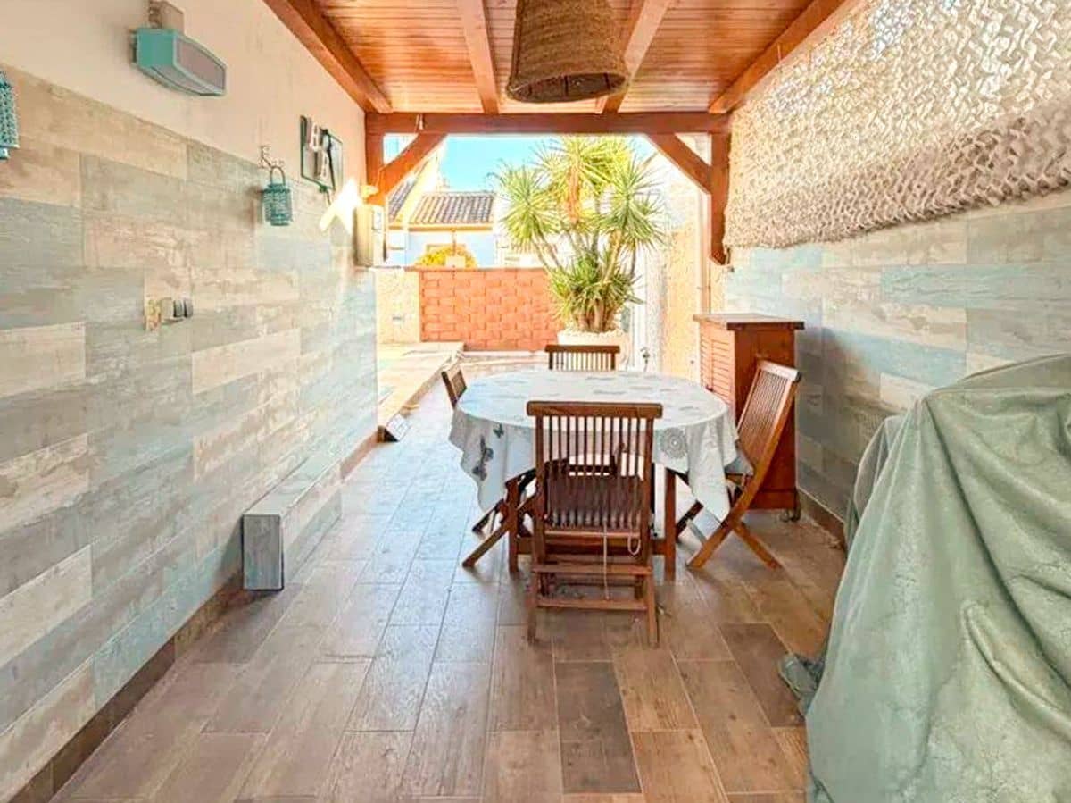 3 sypialnia Willa na sprzedaż w Els Poblets z basenem garażem - 315 000 € (Ref: 9598914)