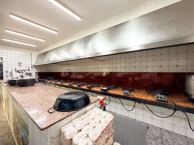 6 soveværelse Erhverv til salg i Sueca med garage - € 1.990.000 (Ref: 9610861)