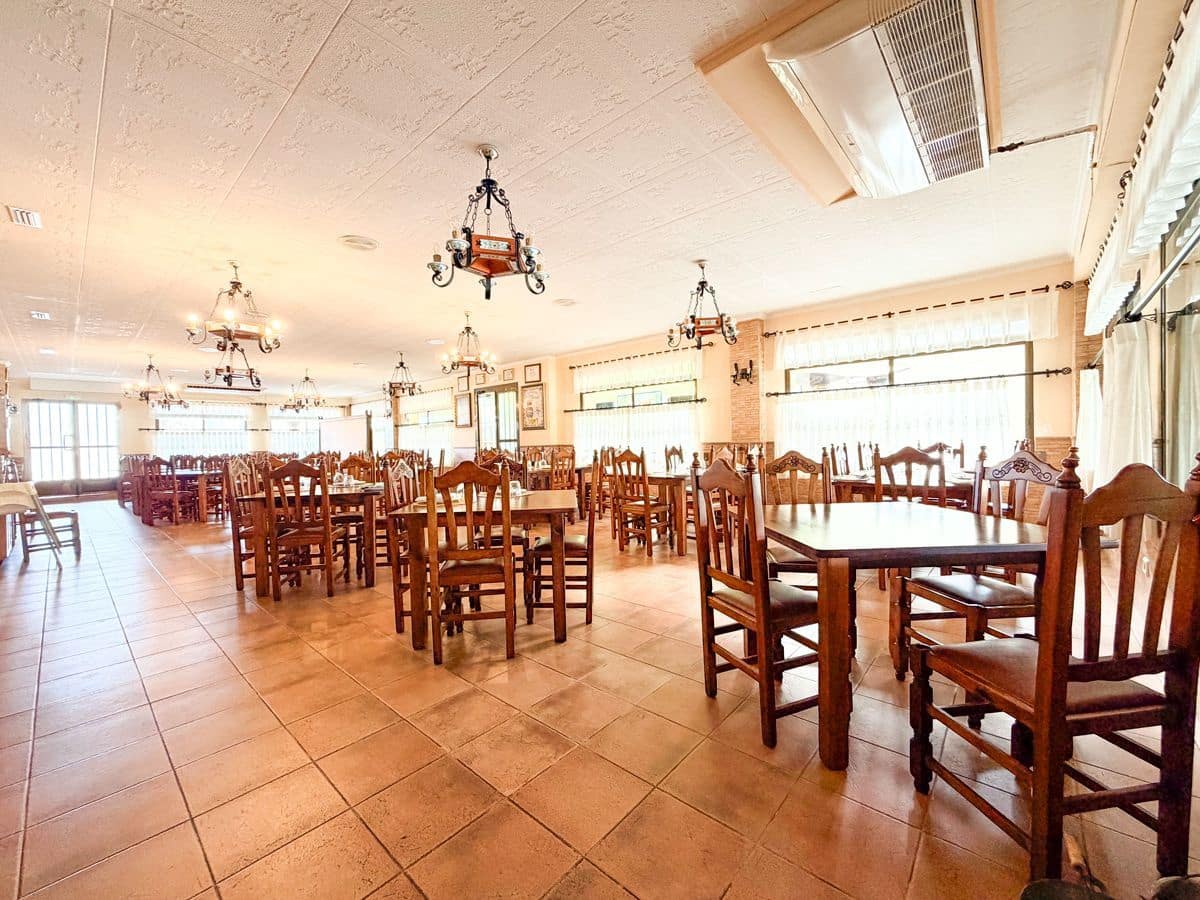 6 bedroom Commercial for sale in Sueca with garage - € 1,990,000 (Ref: 9610861)