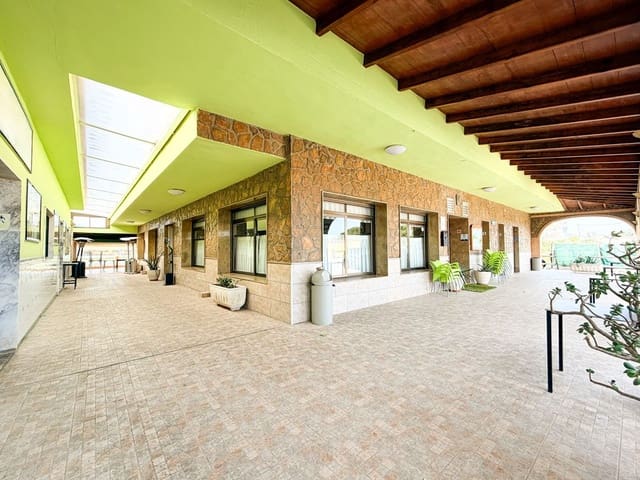 6 soveværelse Erhverv til salg i Sueca med garage - € 1.990.000 (Ref: 9610861)