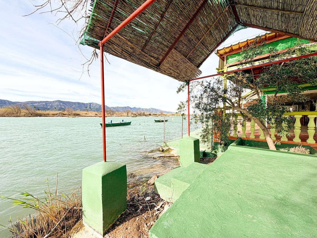 6 bedroom Commercial for sale in Sueca with garage - € 1,990,000 (Ref: 9610861)