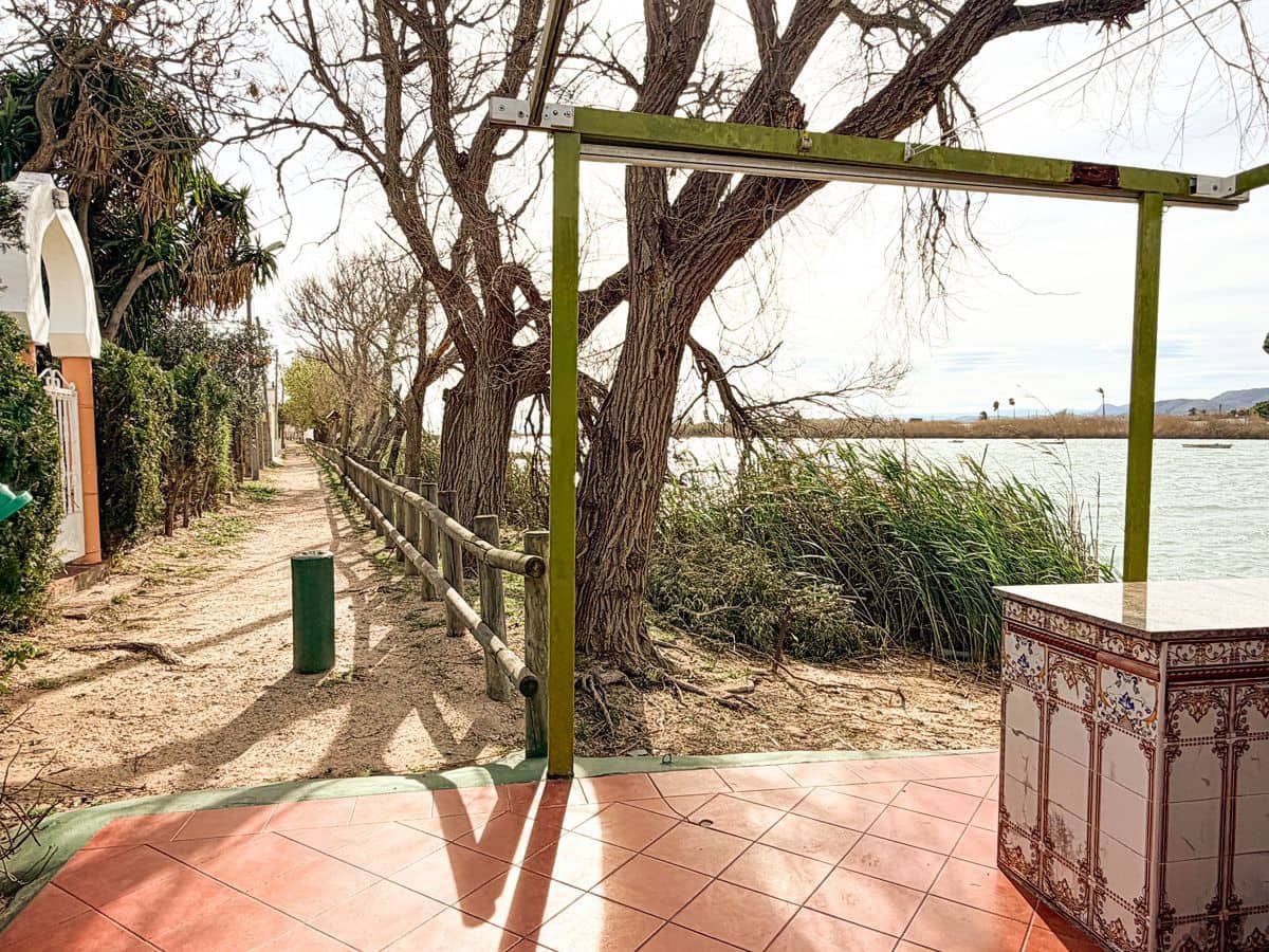 6 bedroom Commercial for sale in Sueca with garage - € 1,990,000 (Ref: 9610861)