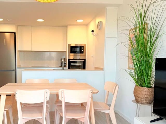 Piso de 2 habitaciones en Dénia en venta con piscina garaje - 319.000 € (Ref: 9627264)