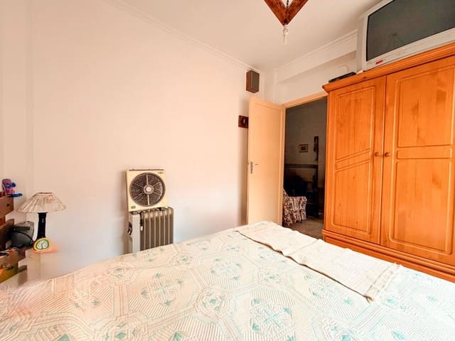 3 makuuhuone Asunto myytävänä paikassa Dénia mukana 
autotalli - 189 000 € (Ref: 9658392)