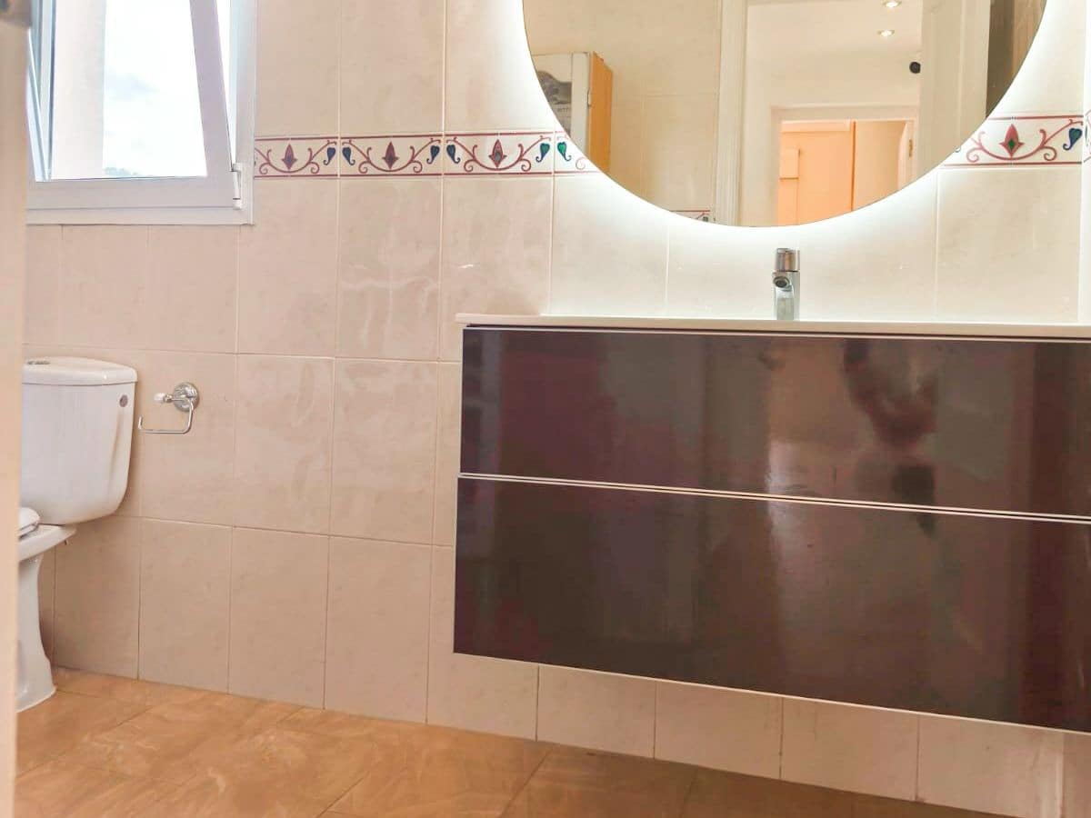 4 Zimmer Villa zu verkaufen in La Nucia mit Pool Garage - 565.000 € (Ref: 9889770)