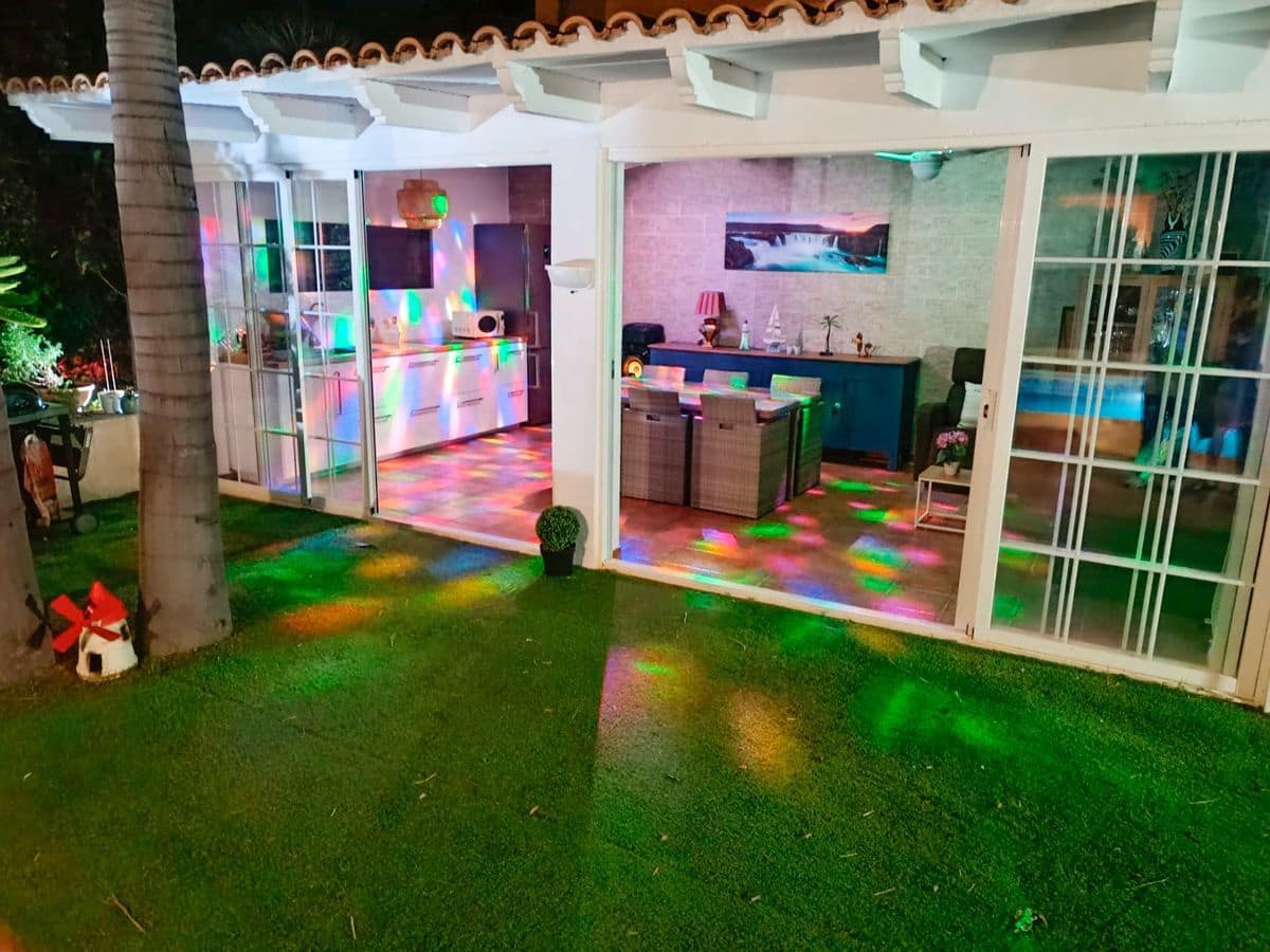 4 Zimmer Villa zu verkaufen in La Nucia mit Pool Garage - 565.000 € (Ref: 9889770)