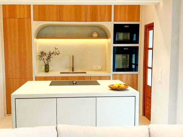 5 slaapkamer Villa te koop in Altea la Vella, Altea met zwembad garage - € 1.795.000 (Ref: 9891705)