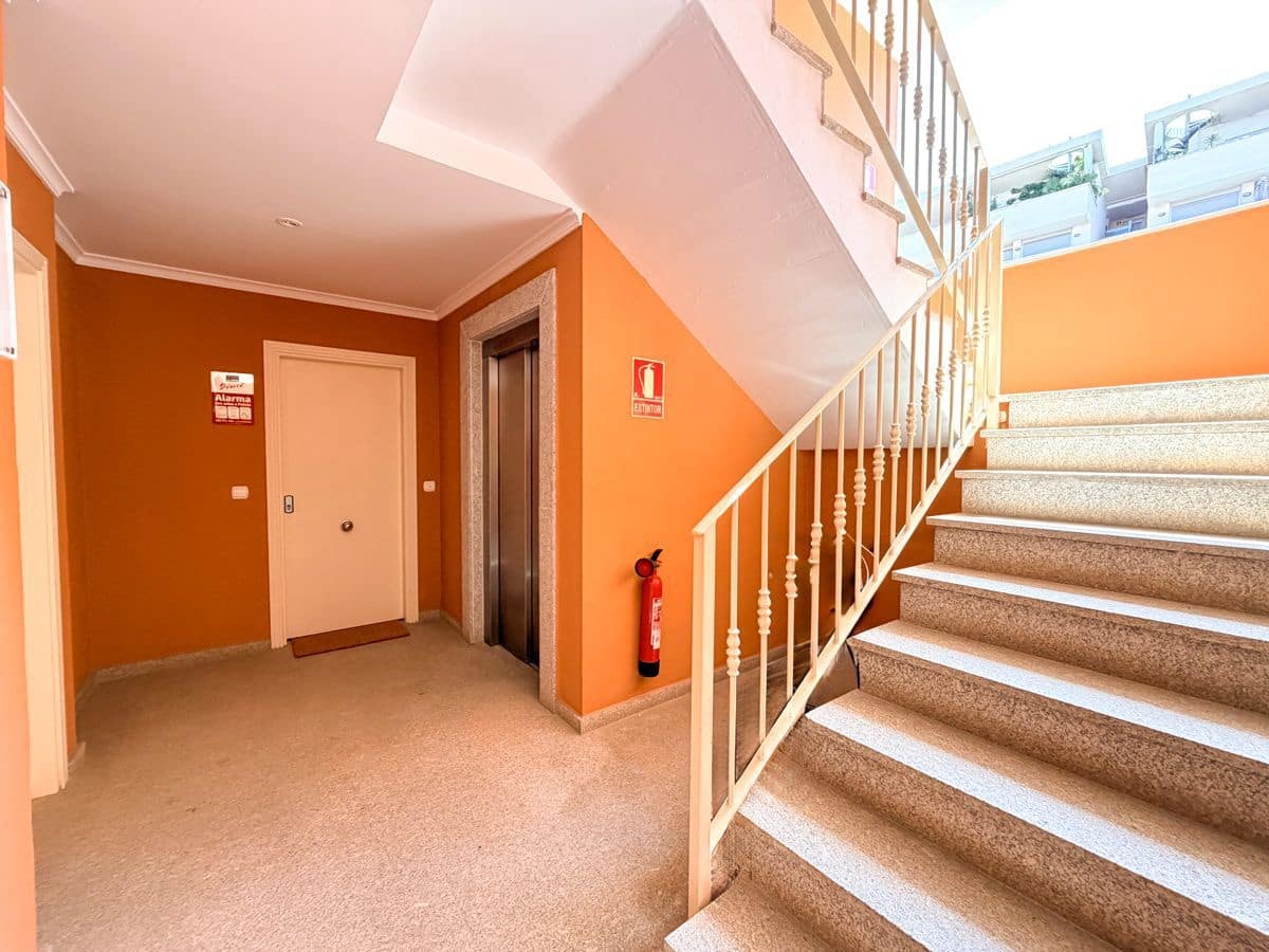 1 sovrum Lägenhet till salu i Denia med pool garage - 215 000 € (Ref: 9916469)