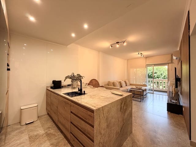 1 sovrum Lägenhet till salu i Centro Urbano, Dénia med pool garage - 215 000 € (Ref: 9916469)
