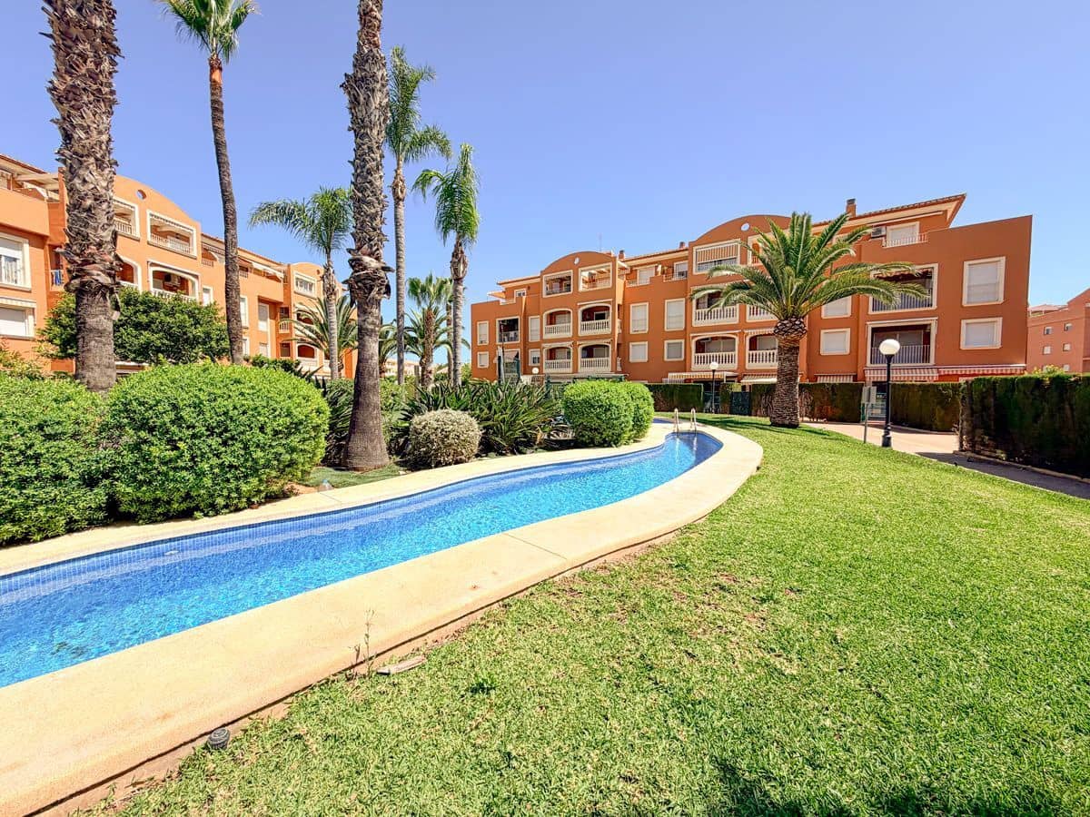 1 sovrum Lägenhet till salu i Denia med pool garage - 215 000 € (Ref: 9916469)