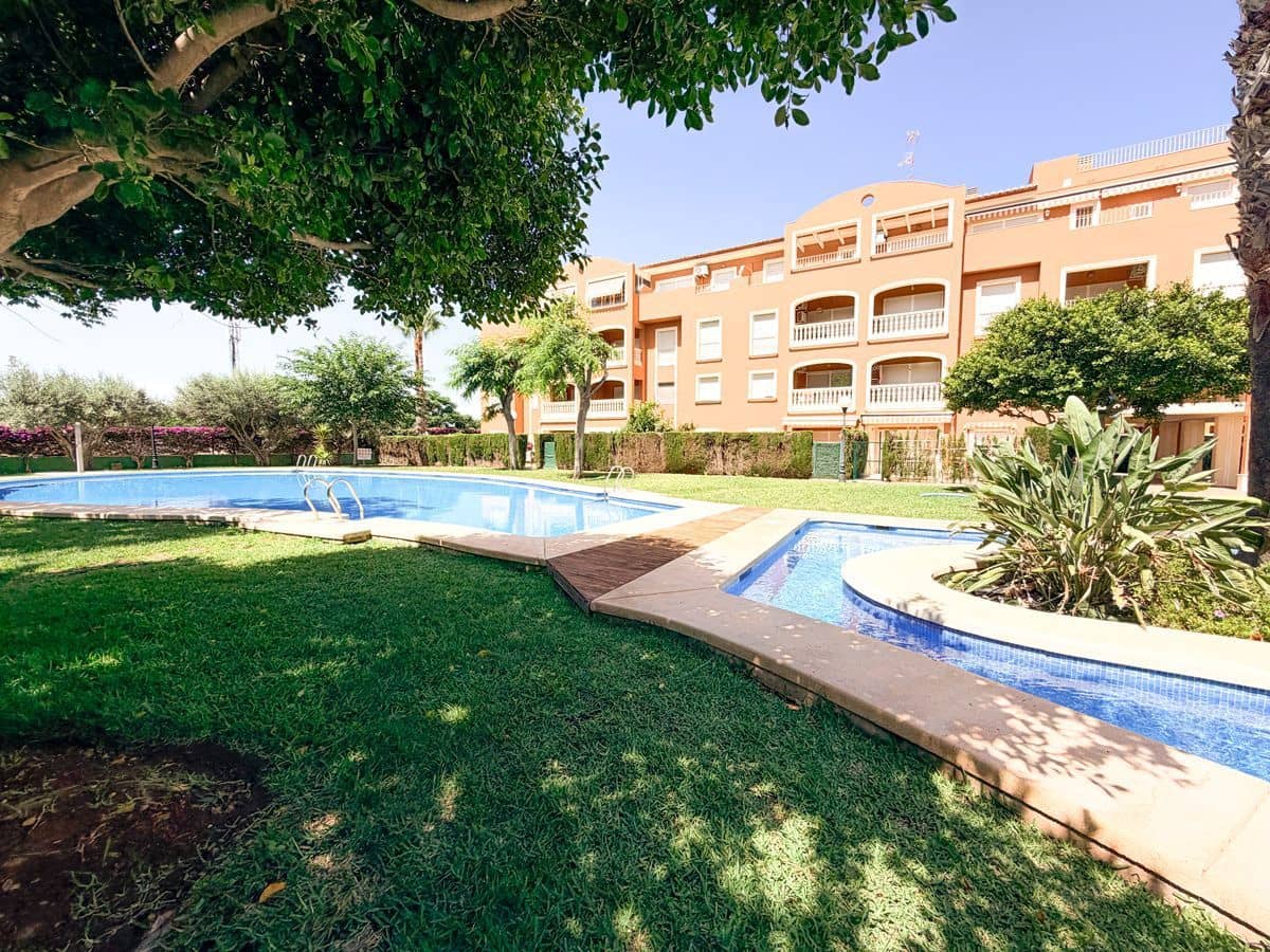 1 sovrum Lägenhet till salu i Denia med pool garage - 215 000 € (Ref: 9916469)