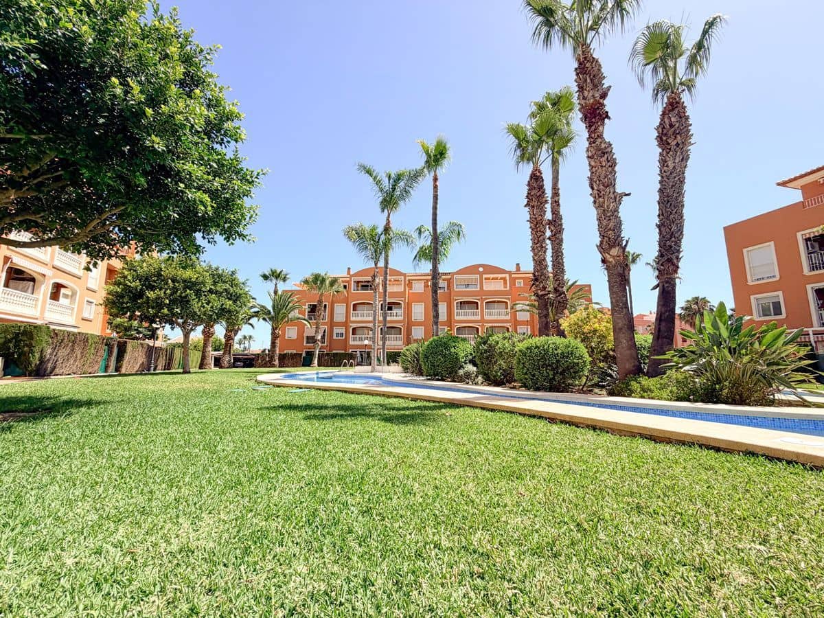 1 sovrum Lägenhet till salu i Denia med pool garage - 215 000 € (Ref: 9916469)