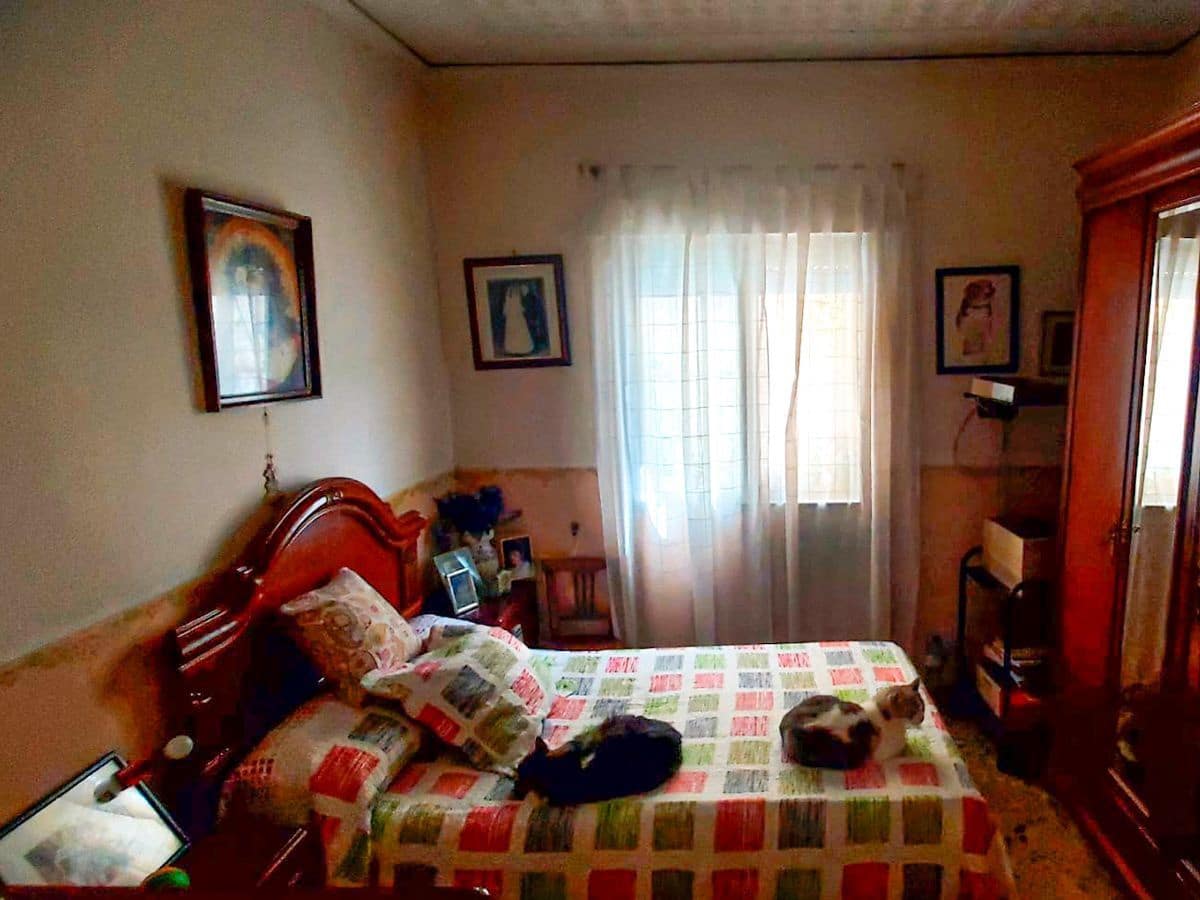 8 sypialnia Dom na sprzedaż w Callosa d'En Sarria - 180 000 € (Ref: 9945131)
