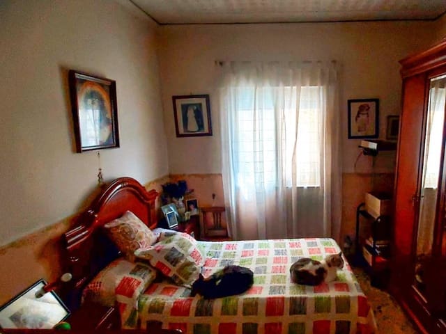 8 sypialnia Dom na sprzedaż w Callosa d'En Sarrià - 180 000 € (Ref: 9945131)