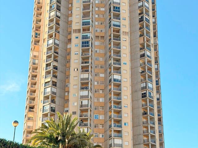 2 makuuhuone Asunto myytävänä paikassa Benidorm mukana uima-altaan 
autotalli - 320 000 € (Ref: 9953787)