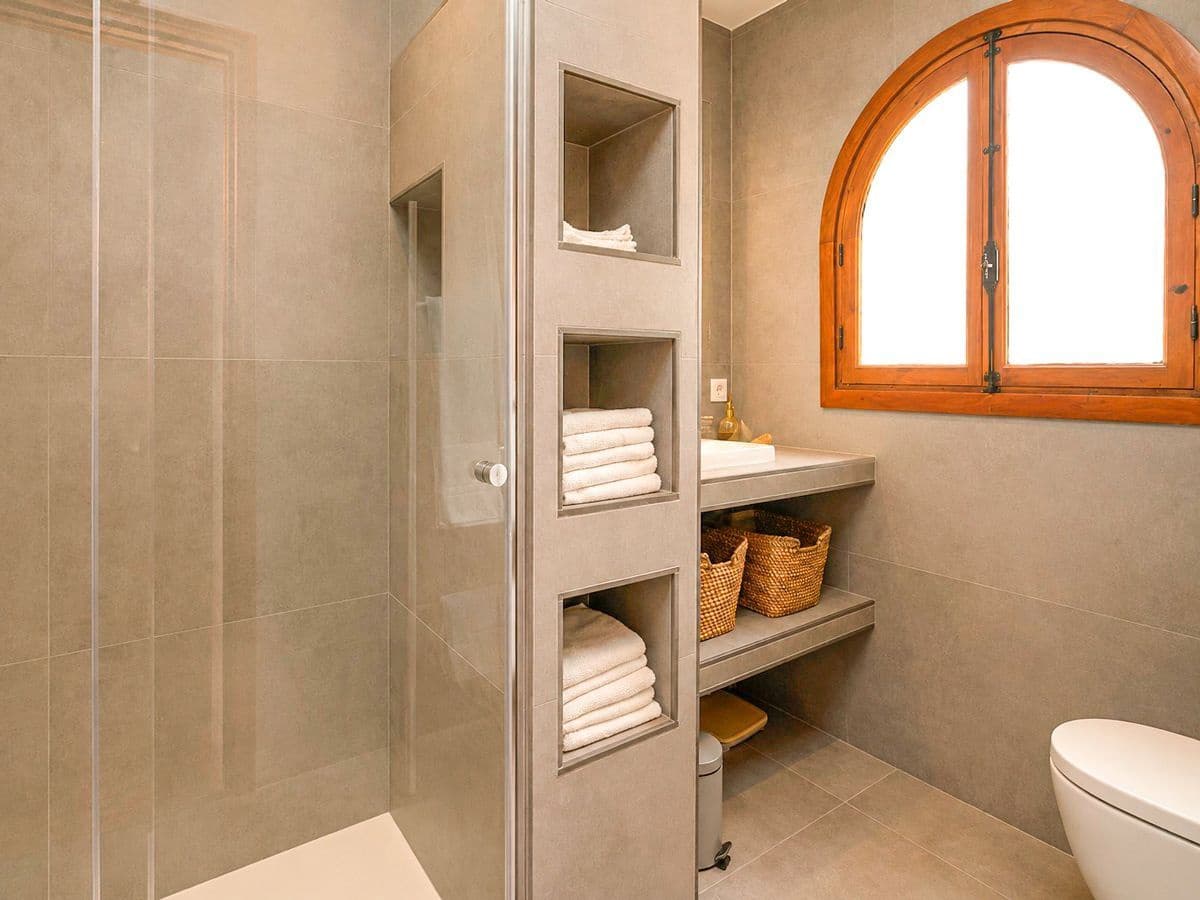 Pareado de 3 habitaciones en Alfaz del Pi / L'Alfàs del Pi en venta con piscina garaje - 425.000 € (Ref: 9959217)