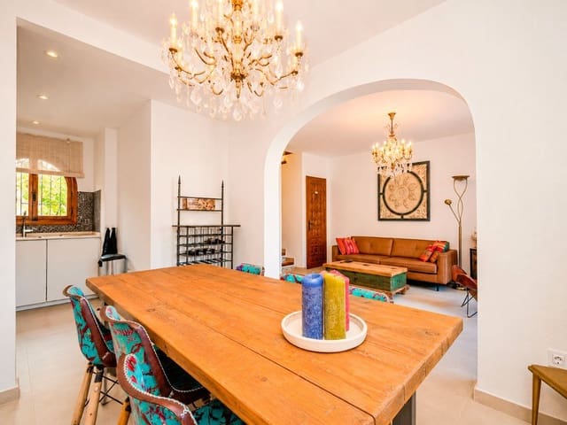 3 sovrum Semi-fristående Villa till salu i Alfaz del Pi / L'Alfàs del Pi med pool garage - 425 000 € (Ref: 9959217)